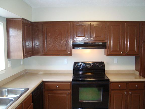 3rd image of 3660 Walden Dr APT J