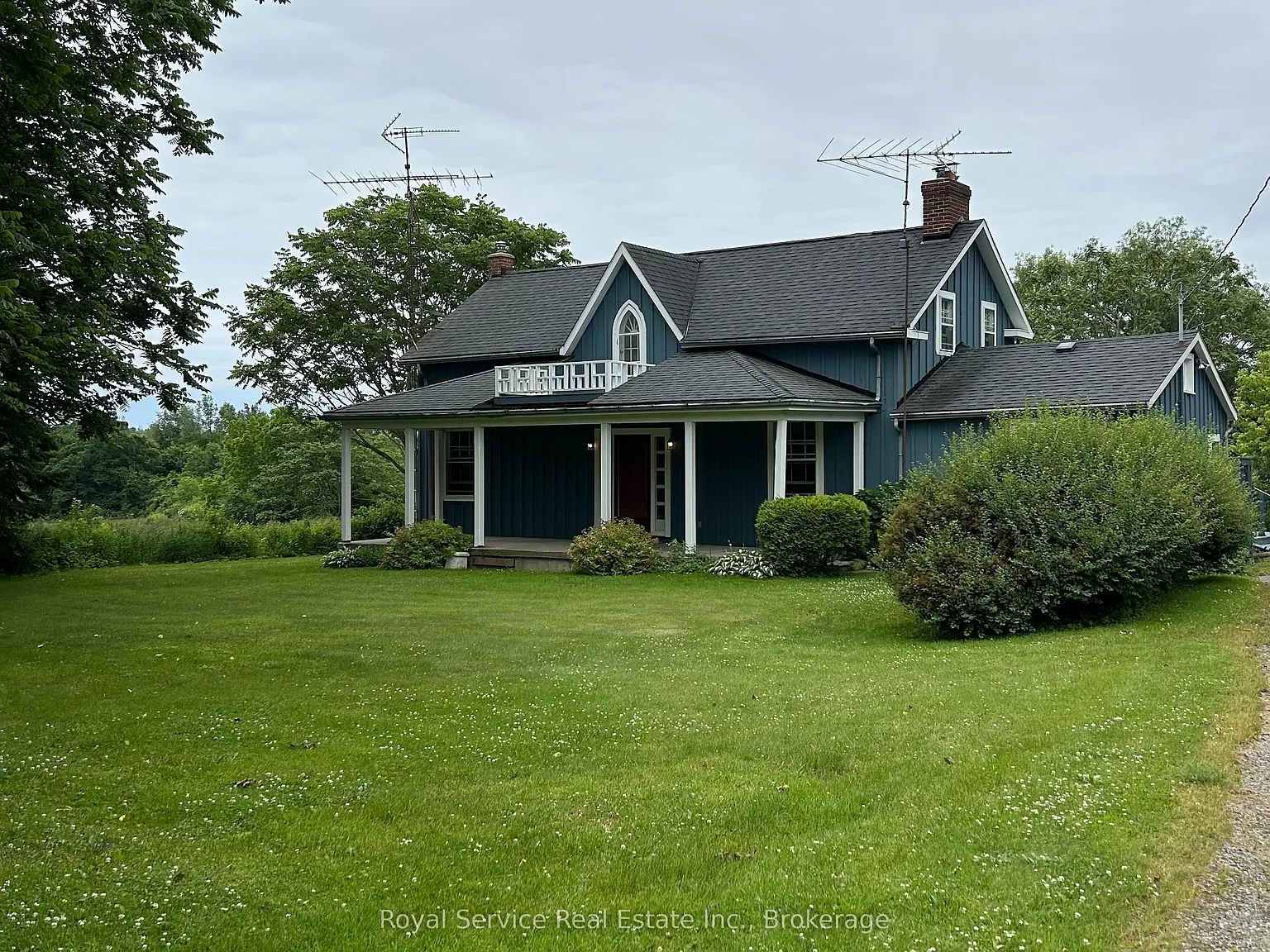 3 bed, $3,200 — Photo 1