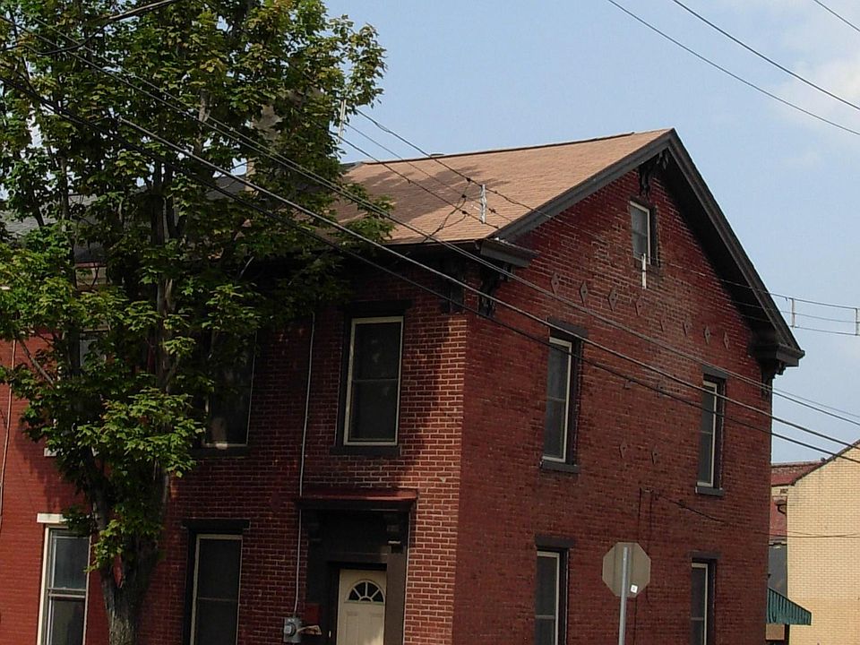 Corner home is heart of Lawrenceville