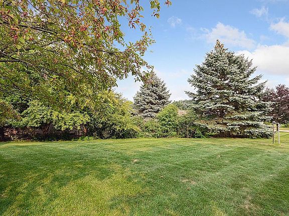 Side yard area