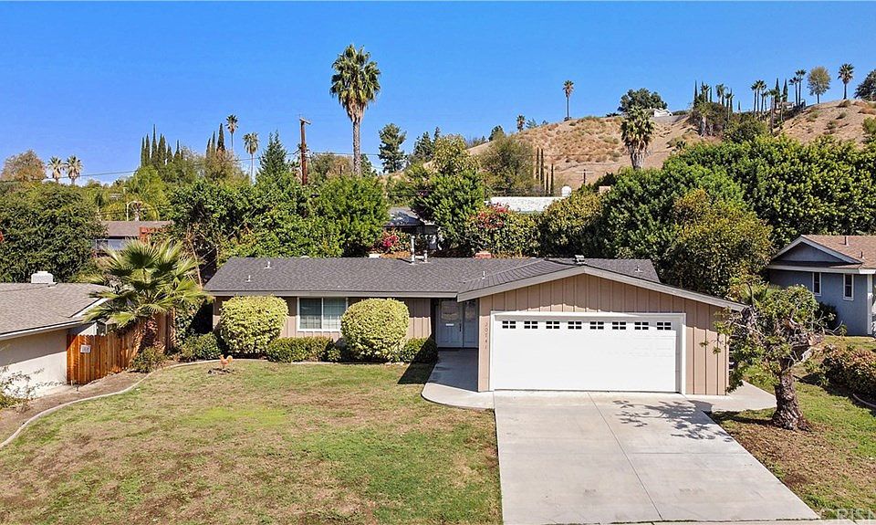 1st image of 20741 Martha St