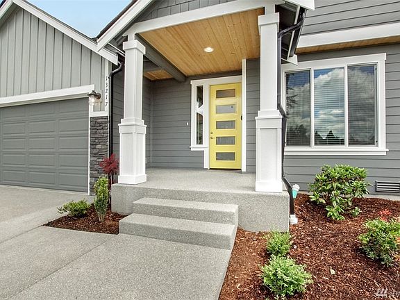 3rd image of 12221 115th Avenue Ct E