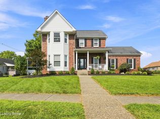 8606 Glenhope Dr, Louisville, KY 40291