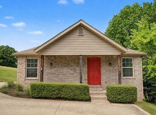 1217 N Stephens Ave, Fayetteville, AR 72703