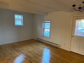 22 Pembroke St, Chelsea, MA
