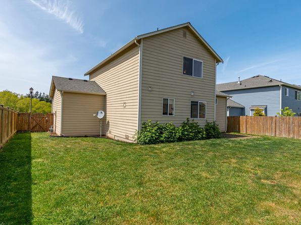 2555 SW Navigator Loop, Oak Harbor, WA 98277