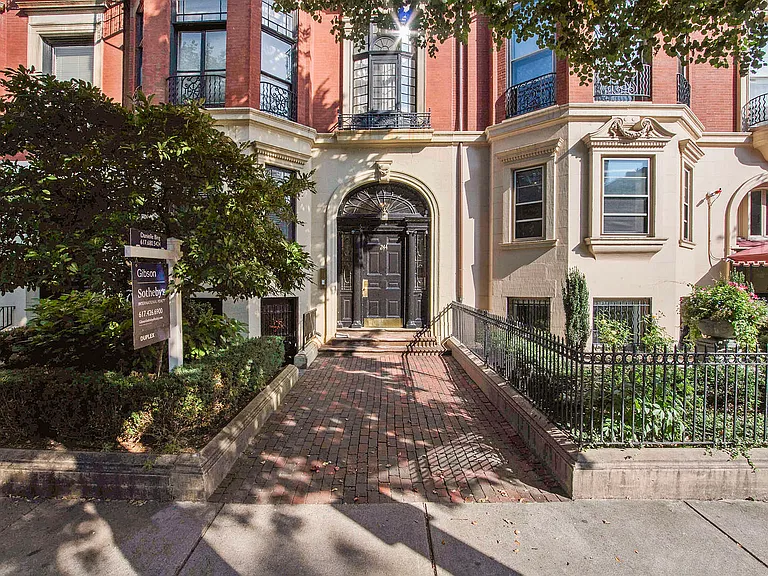 244 Beacon St #1B1 — Photo 11