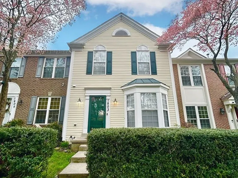 1803 Staley Manor Dr — Photo 1