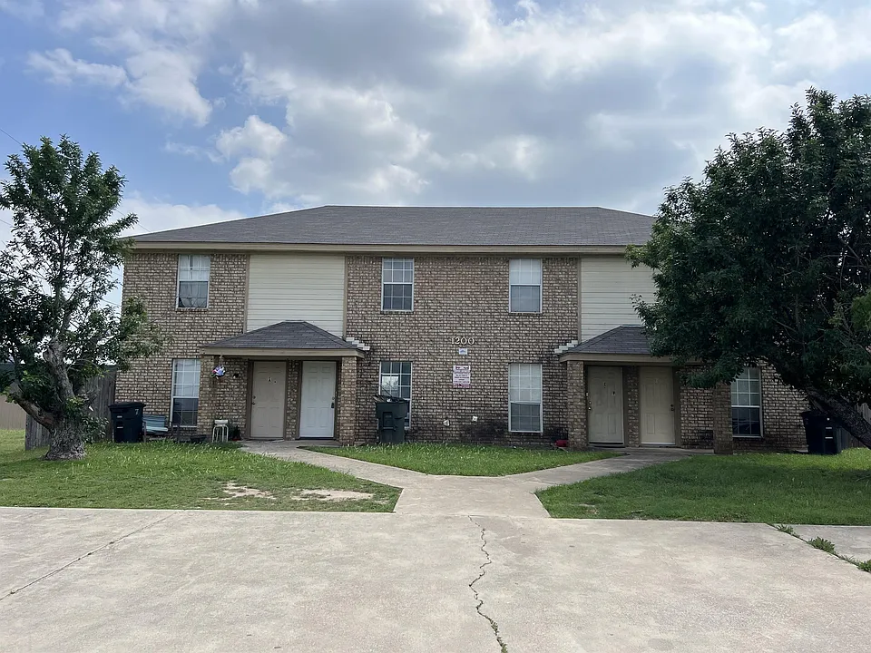1200 Industrial Blvd #B