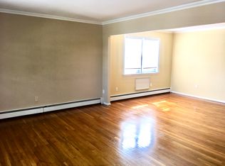 (Undisclosed Address), Yonkers, NY 10704