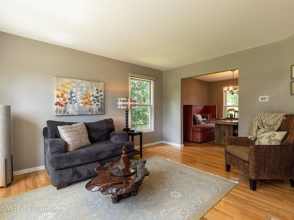 4th image of 6542 Foxworth Ln