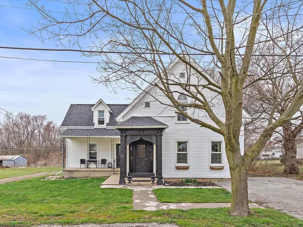 57 W Main St, Martinsville, OH 45146