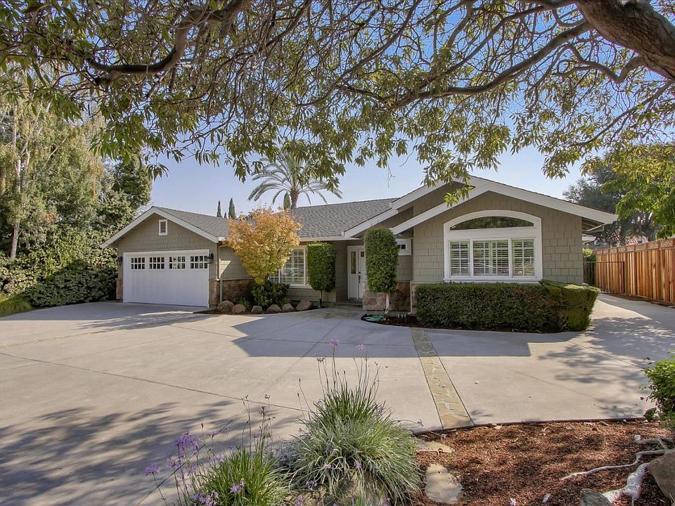 1st image of 1312 Los Arboles Ave