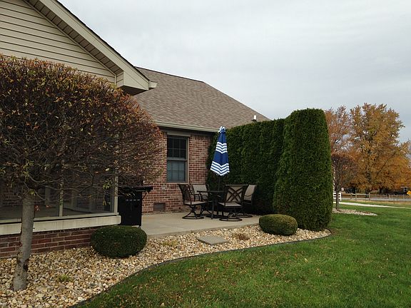 3rd image of 443 W County Road 200 S