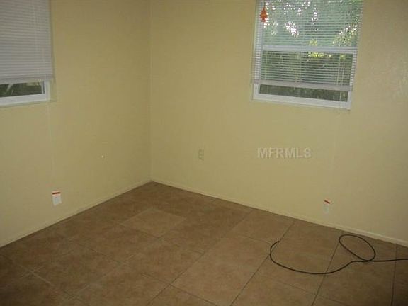 4th image of 2408 E North Bay St