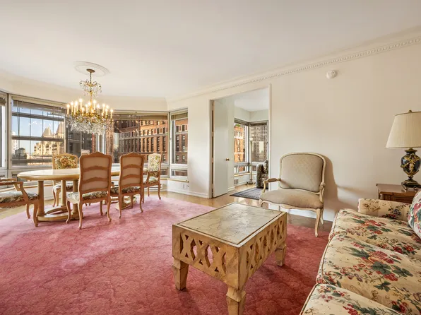 301 West 57th Street image 3 of 7