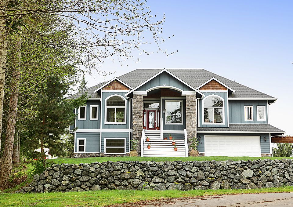 1st image of 745 Kristen Ln