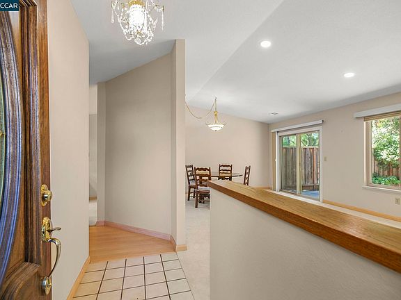 5th image of 1000 Shady Creek Pl