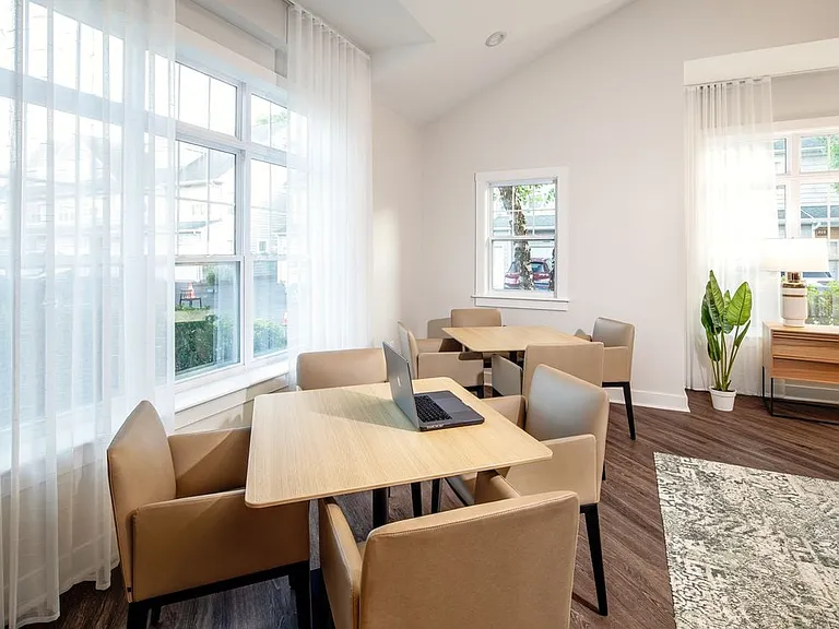 Leasing Office