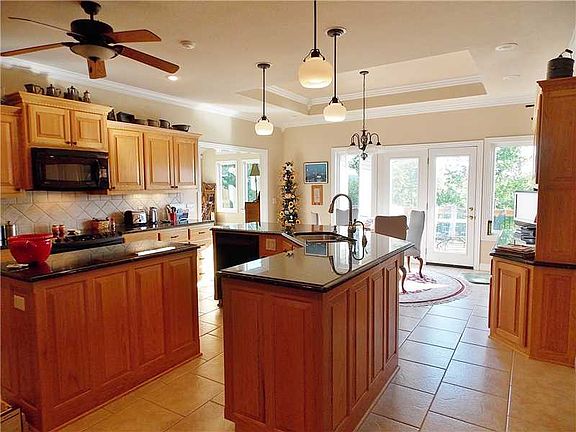 4th image of 7 McKenzie Ln