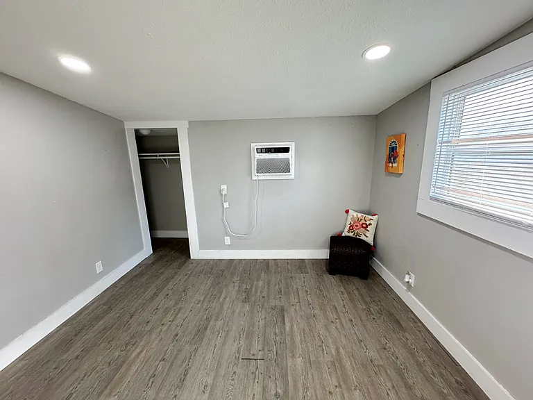 622 Potomac St — Photo 6