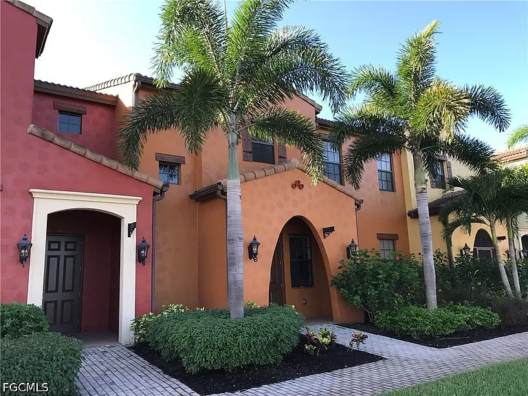 11875 Izarra Way #8706 — Photo 2