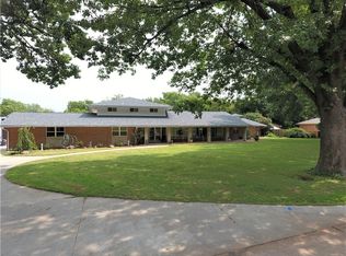3212 N Glenoaks Dr, Midwest City, OK 73110