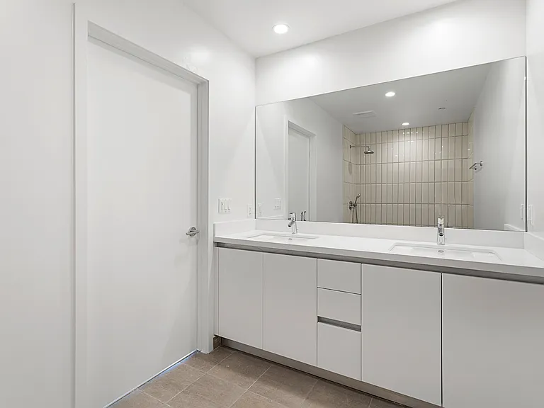 11727 Kiowa Ave — Photo 22
