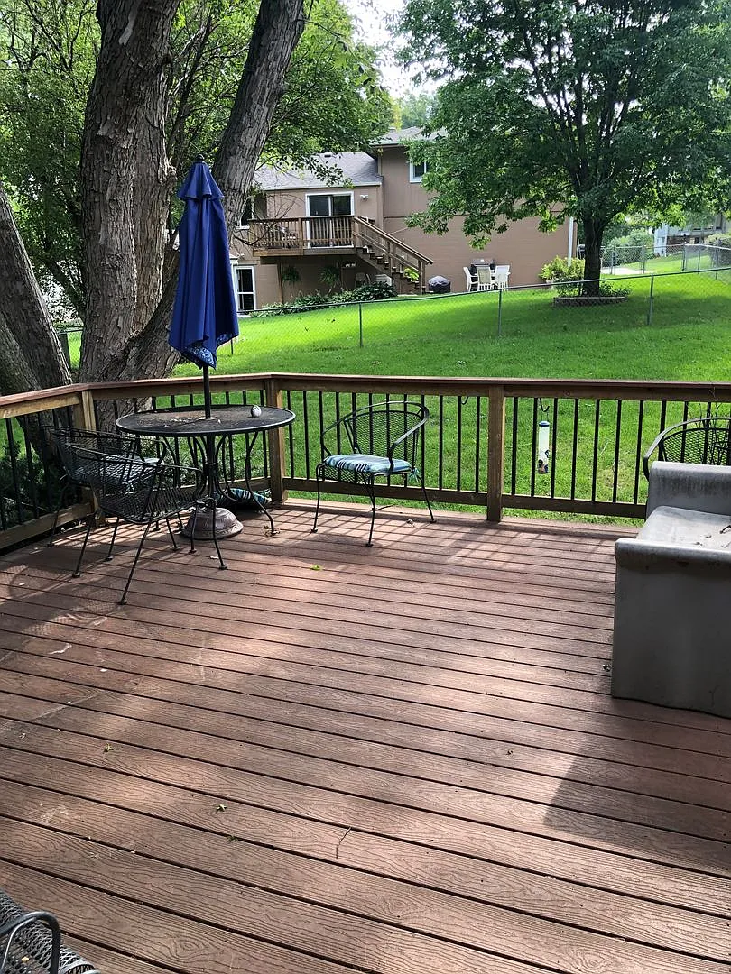 3 bedroom house in Papillion — Photo 2