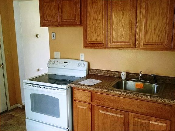 5th image of 3120 School St