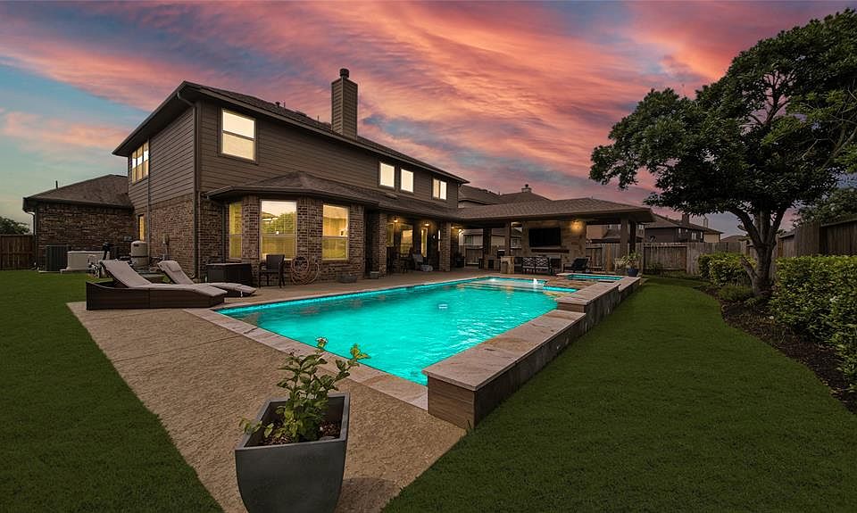 1st image of 2415 Malaga Lane