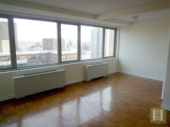 5th image of 444 E 82nd St APT 29D