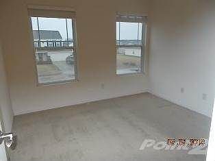 5th image of 10257 Meadow Glen Dr