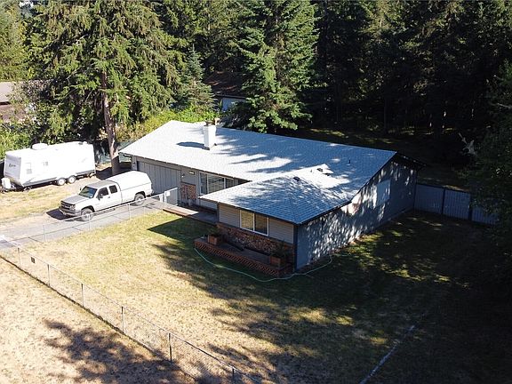 4th image of 6606 255th Street Ct E