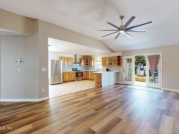 5th image of 55592 DEER RUN Road SE