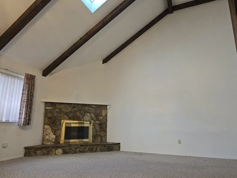 1650 N Lakeview Ln — Photo 10