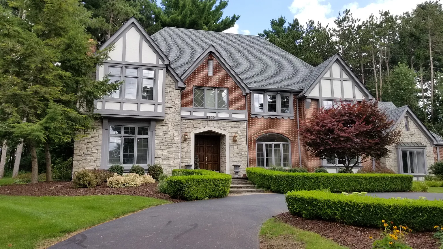 5300 Hidden Pines Ct photo 1