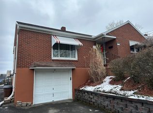 326 Taylor Ave, Endicott, NY 13760