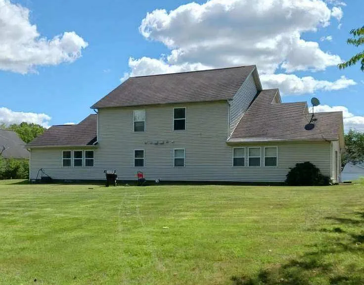 2045 Rolling Meadows Ln — Photo 4