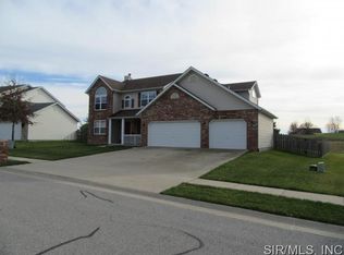 1413 Nottinghill Dr, O Fallon, IL 62269