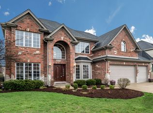 2416 Skylane Dr, Naperville, IL