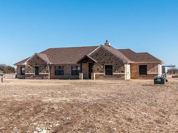3rd image of 4709 Prairie Hill Ct