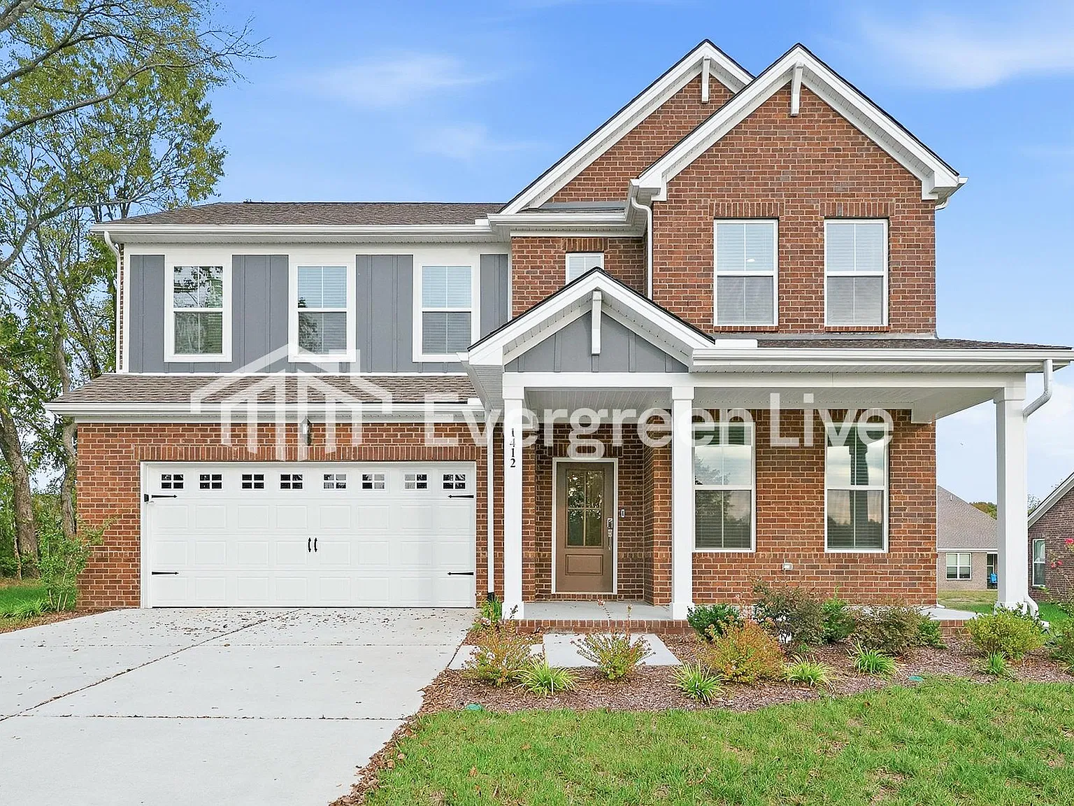 5 bed, 4.0 bath, 2858 sqft, $2,745 — Photo 3