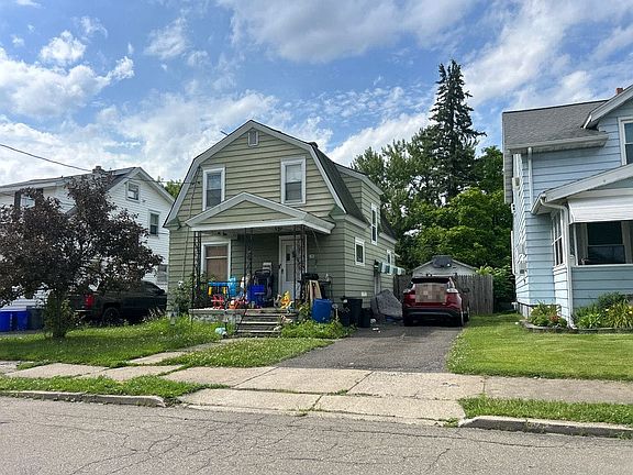 2nd image of 79 Bernice St