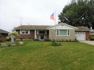 407 E Lyndhurst St, Sidney, OH 45365