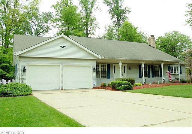 1st image of 4431 Sir Robert Ave