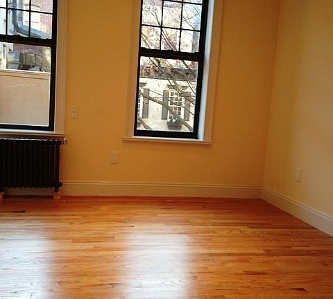5th image of 230 E 5th St