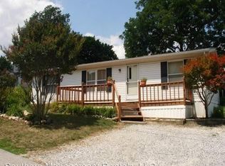55 W Willow Ave, Dallastown, PA