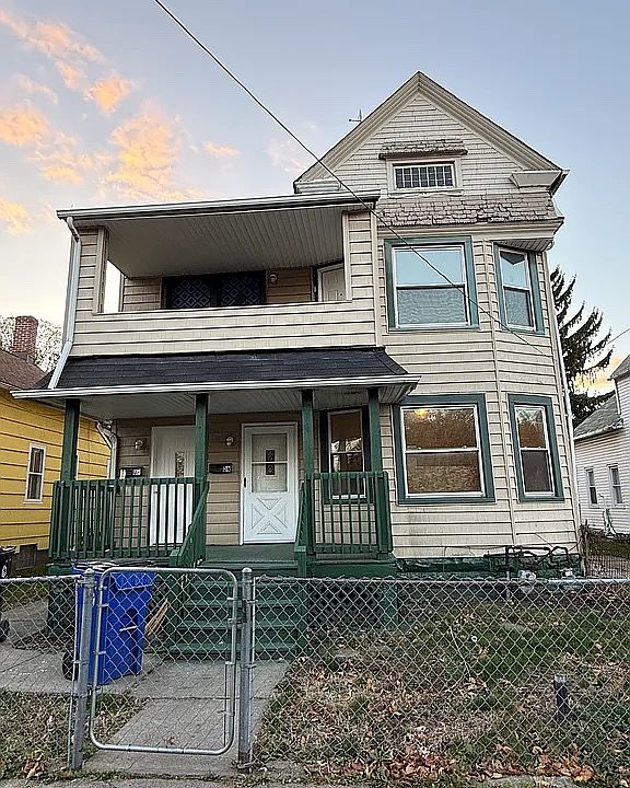 1st image of 3156 W 48th St #U