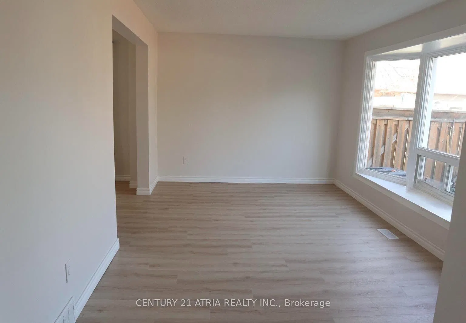 4 bed, $2,250 — Photo 4
